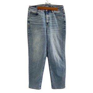 American Eagle Outfitters Mom Straight Jean Light Wash Size 10